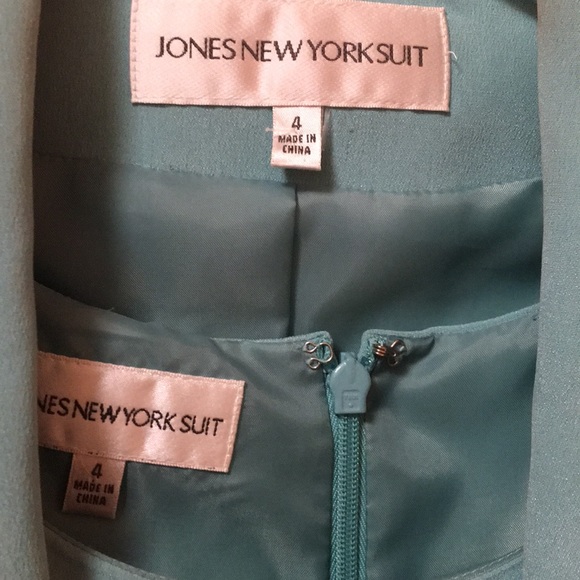 Jones of New York Sheath Dress with Jacket - Picture 5 of 5